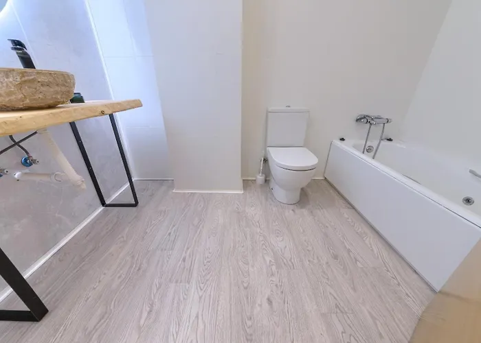 Prim 9 Izquierda Lägenhet